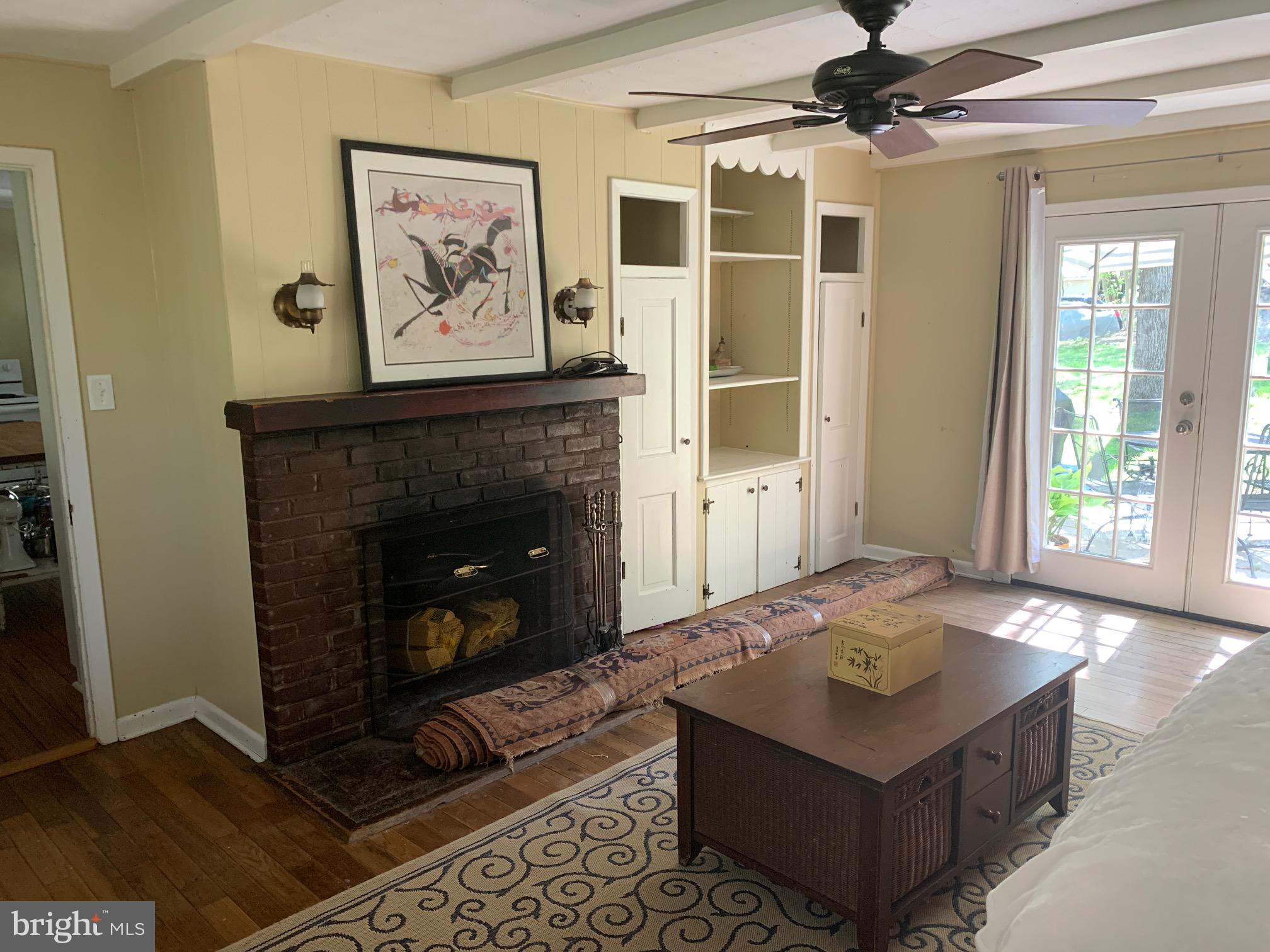 9267 Patrick Street Upperville, VA 20184 - Photo 27 of 43 Family room