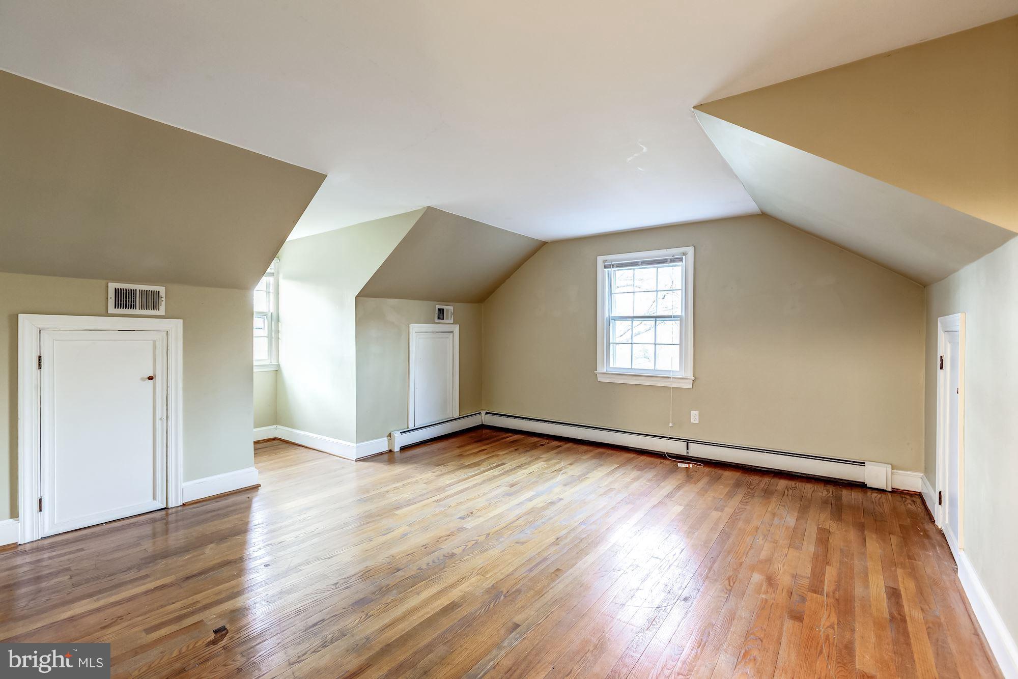 9267 Patrick Street Upperville, VA 20184 - Photo 37 of 43 Second floor bedroom
