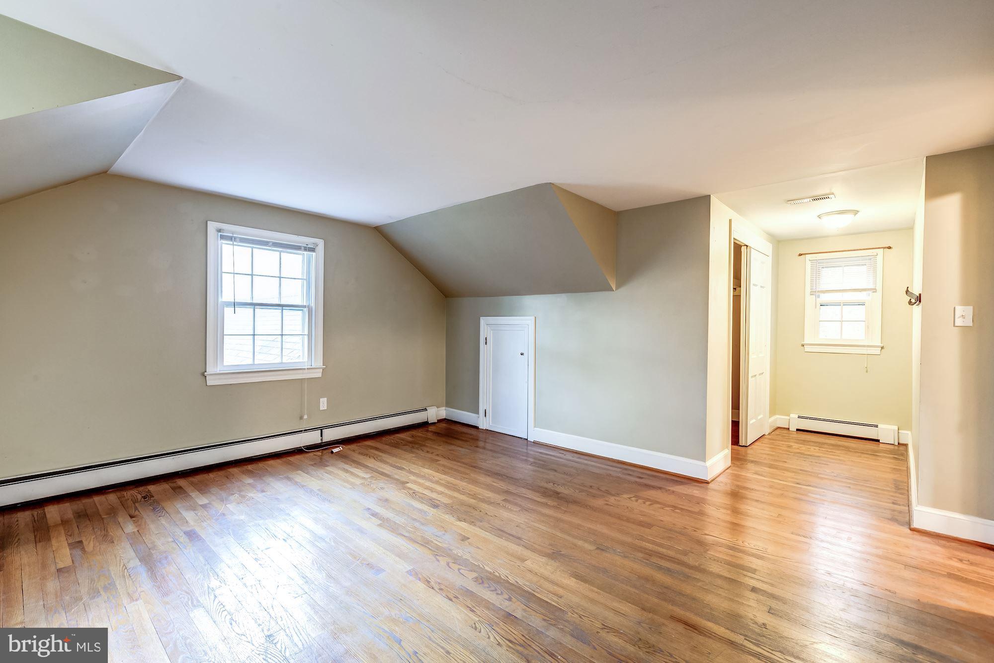 9267 Patrick Street Upperville, VA 20184 - Photo 38 of 43 Second floor bedroom
