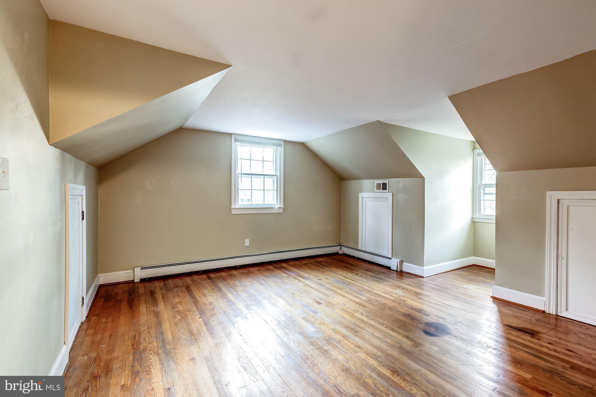 9267 Patrick Street Upperville, VA 20184 - Photo 40 of 43 Second floor bedroom