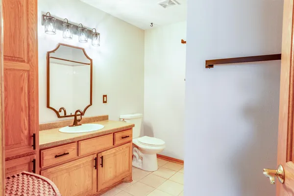 $250,000 | 7969 Center Street, Clear Lake, MN 55319