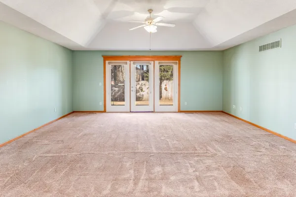 $250,000 | 7969 Center Street, Clear Lake, MN 55319