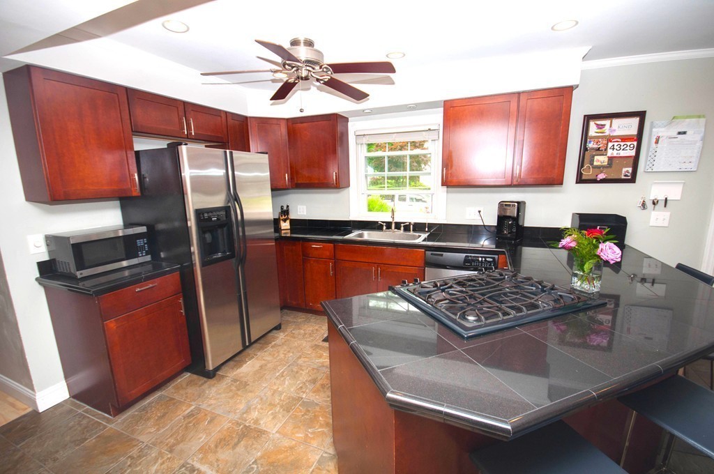 9 Curtis Road Natick, MA 01760 - Photo 4 of 20 Gallery Image 4