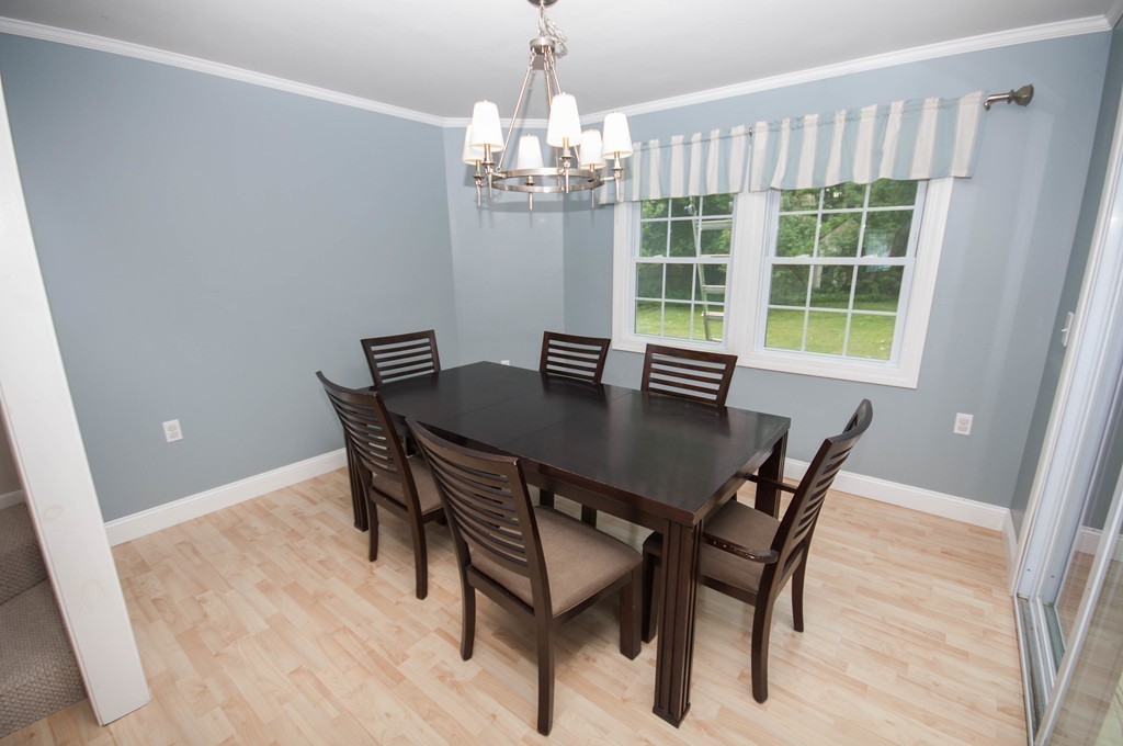 9 Curtis Road Natick, MA 01760 - Photo 7 of 20 Gallery Image 7