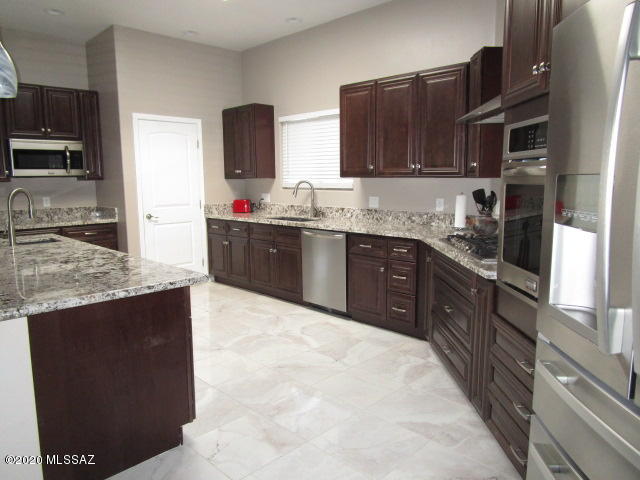 11553 East Tanque Verde Road Tucson, AZ 85749 - Photo 12 of 33