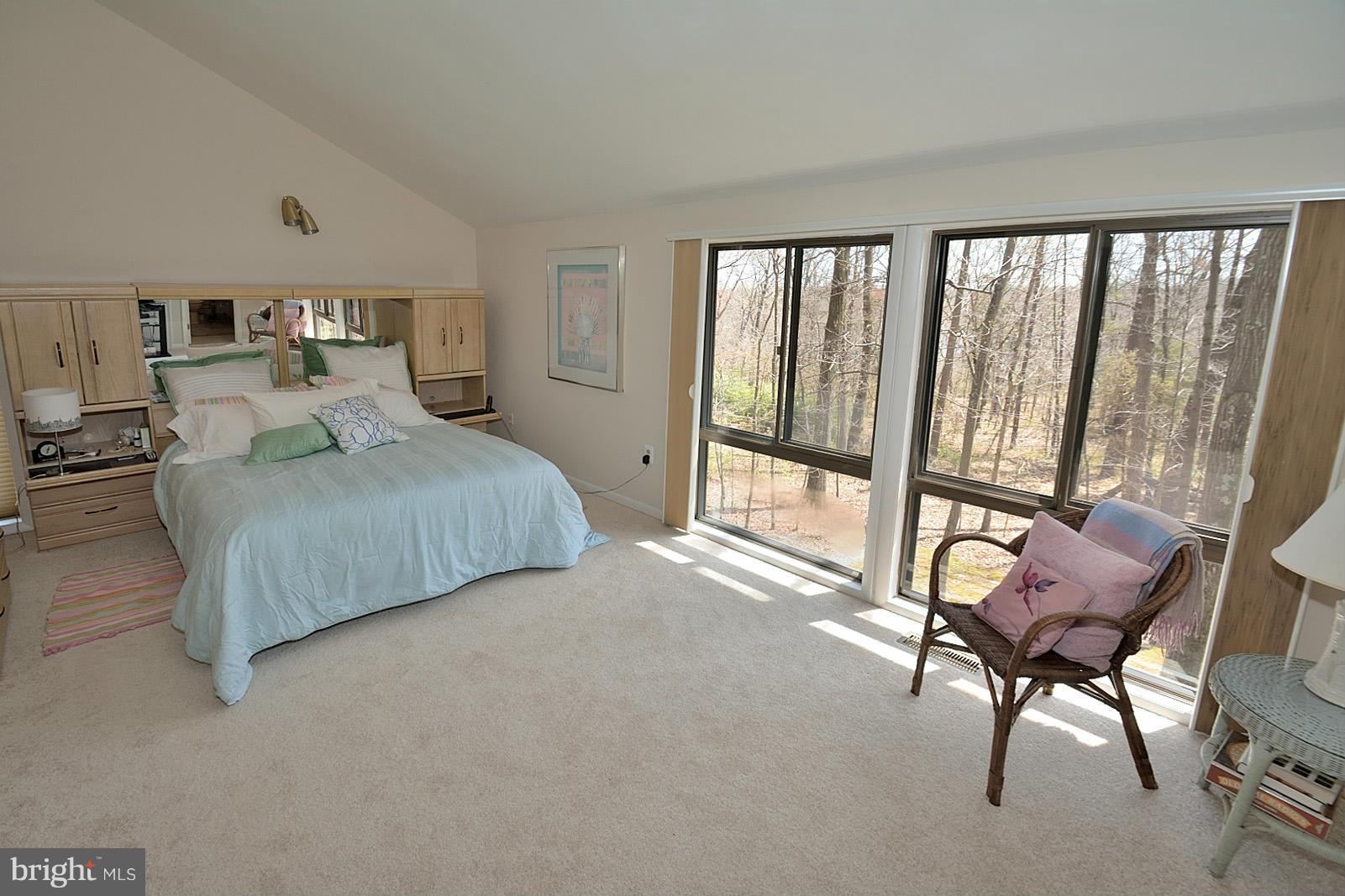 1427 Aldenham Lane Reston, VA 20190 - Photo 16 of 28 Bedroom (Master)