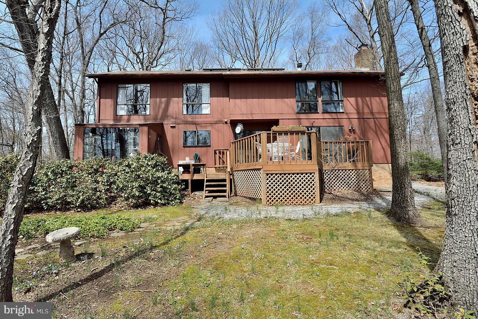 1427 Aldenham Lane Reston, VA 20190 - Photo 27 of 28 Exterior (Rear)