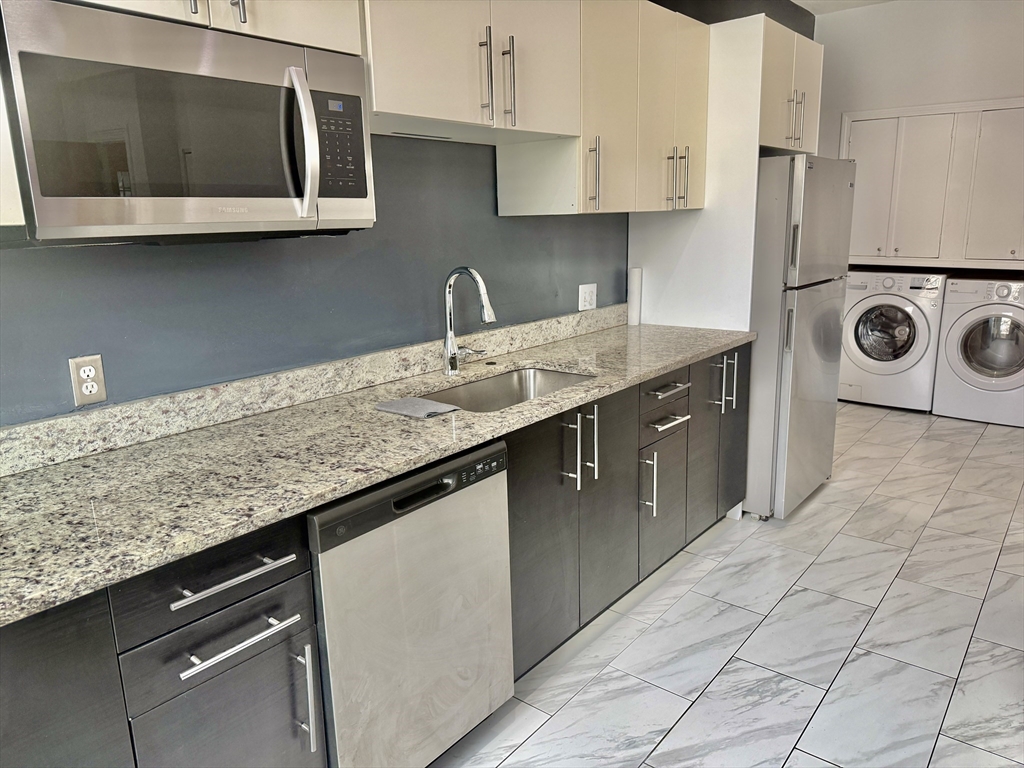 40 Crescent Chelsea Ma, Unit 2 Chelsea, MA 02150 - Photo 16 of 18