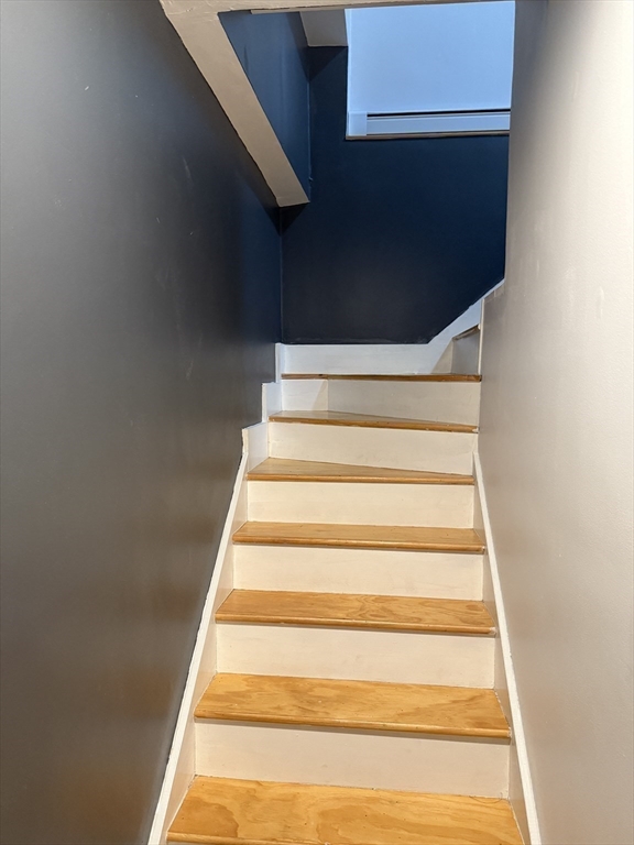 40 Crescent Chelsea Ma, Unit 2 Chelsea, MA 02150 - Photo 9 of 20 a view of entryway