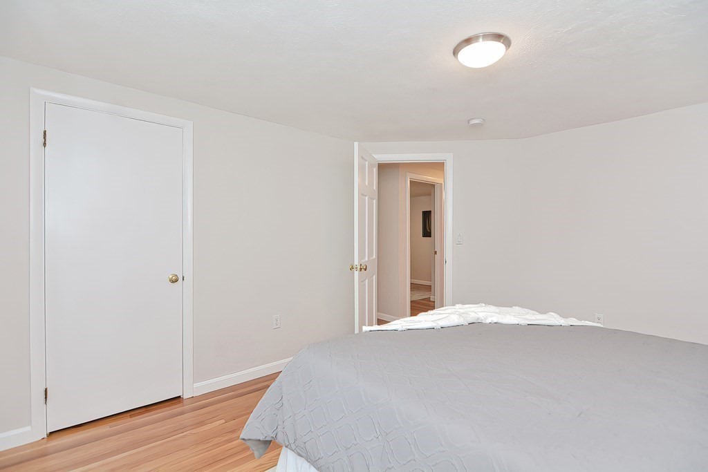 16 Judge Road Lynn, MA 01904 - Photo 20 of 42 Gallery Image 20