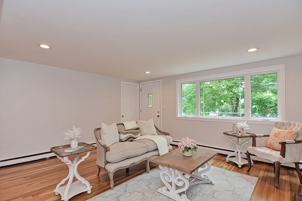 16 Judge Road Lynn, MA 01904 - Photo 5 of 42 Gallery Image 5