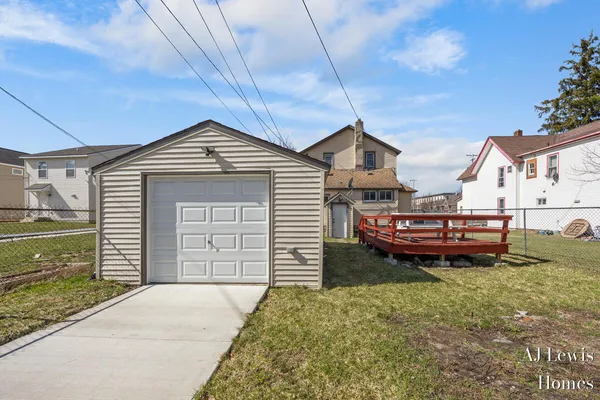 $329,900 | 510 La Grave Avenue Southeast, Grand Rapids, MI 49503