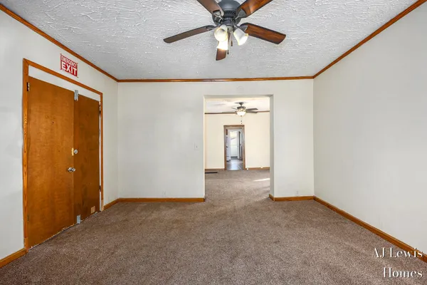 $329,900 | 510 La Grave Avenue Southeast, Grand Rapids, MI 49503