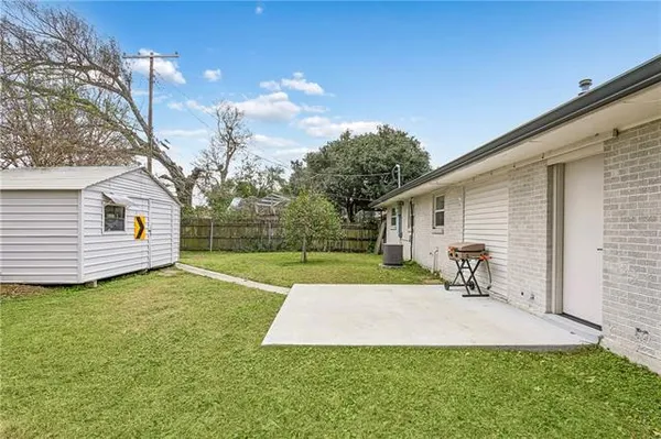 $2,200 | 3705 Academy Drive, Metairie, LA 70003