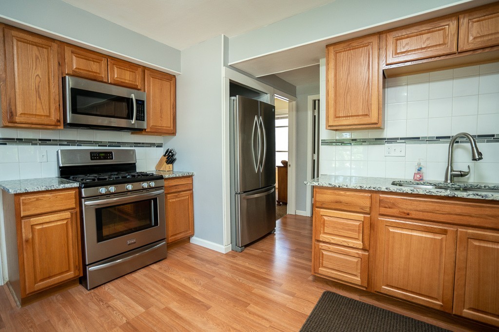 195-197 Orange Street Springfield, MA 01108 - Photo 2 of 34