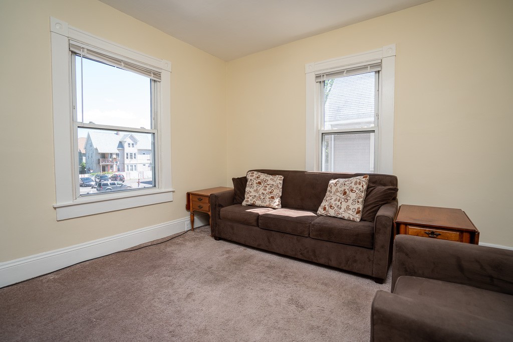 195-197 Orange Street Springfield, MA 01108 - Photo 7 of 34