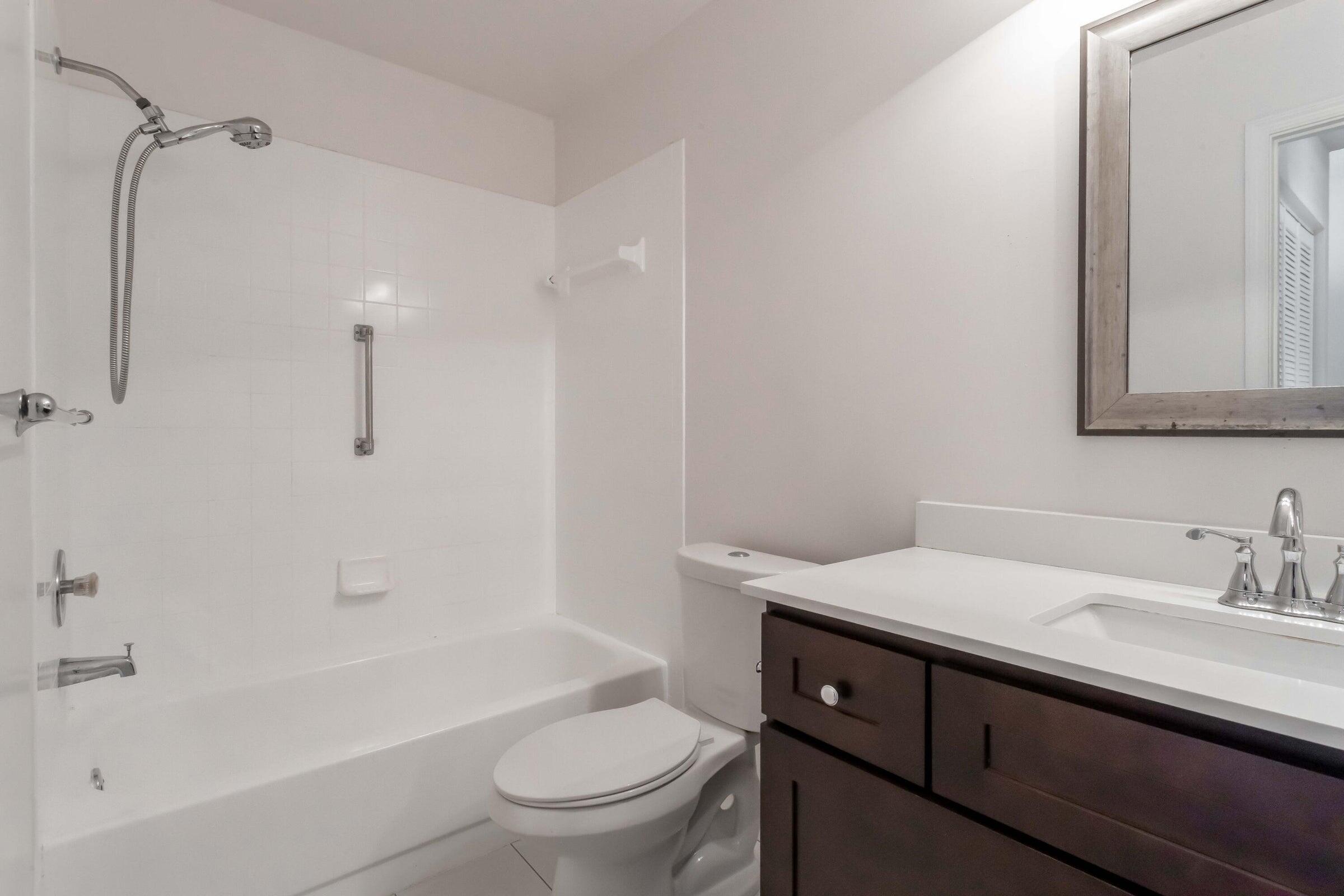 470 Hardwood Place Boca Raton, FL 33431 - Photo 19 of 22 hardwood18