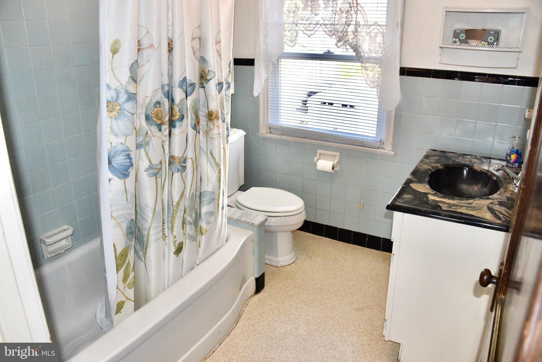 336 Sycamore Road West Reading, PA 19611 - Photo 17 of 28
