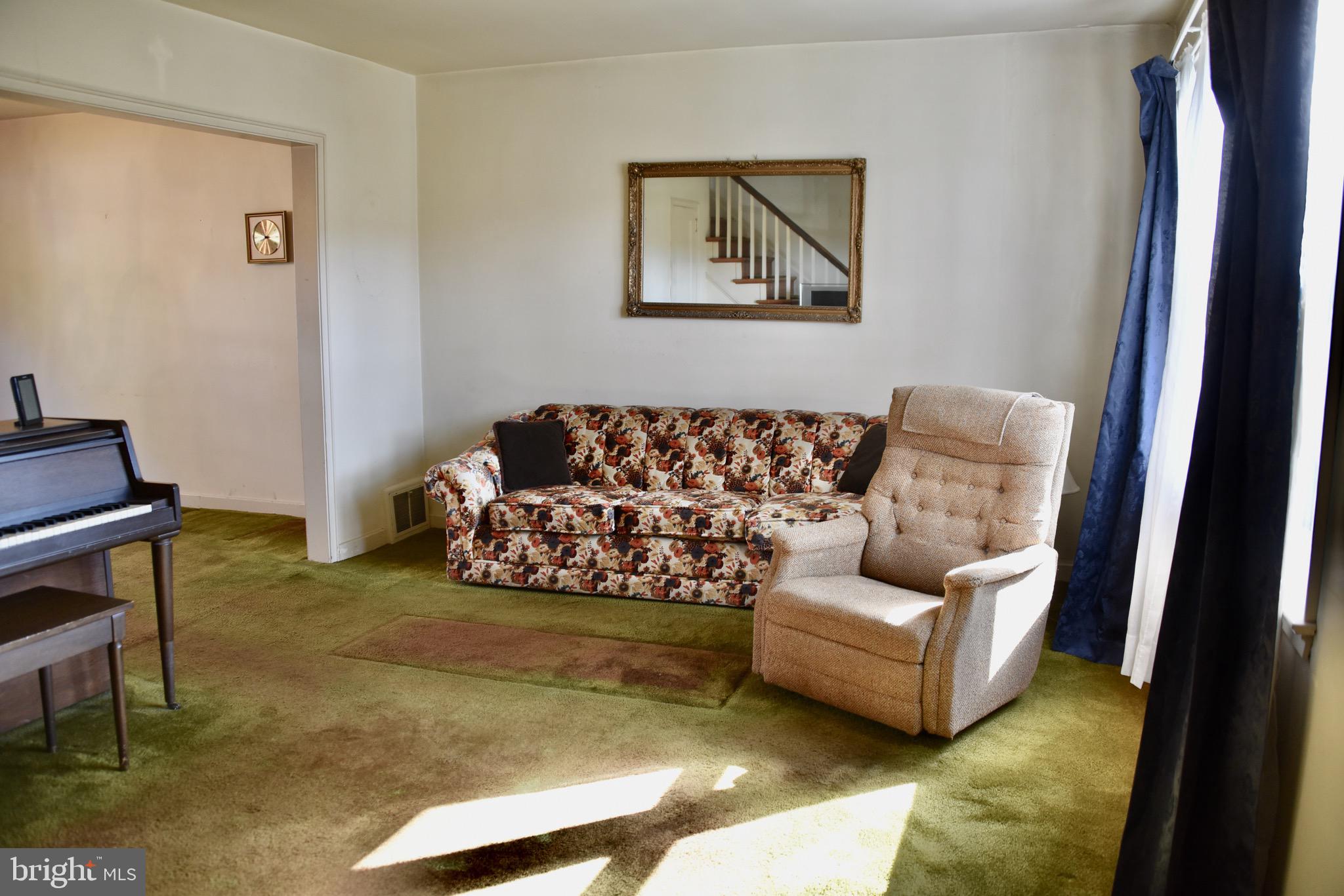 336 Sycamore Road West Reading, PA 19611 - Photo 6 of 28