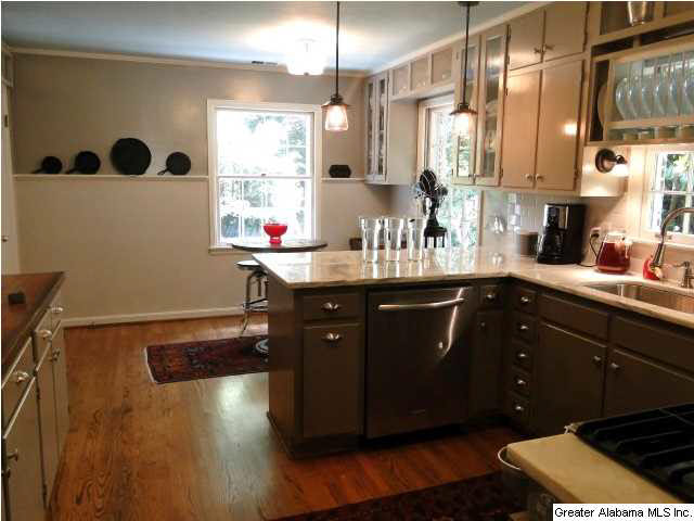 3361 Hermitage Road Birmingham, AL 35223 - Photo 12 of 28