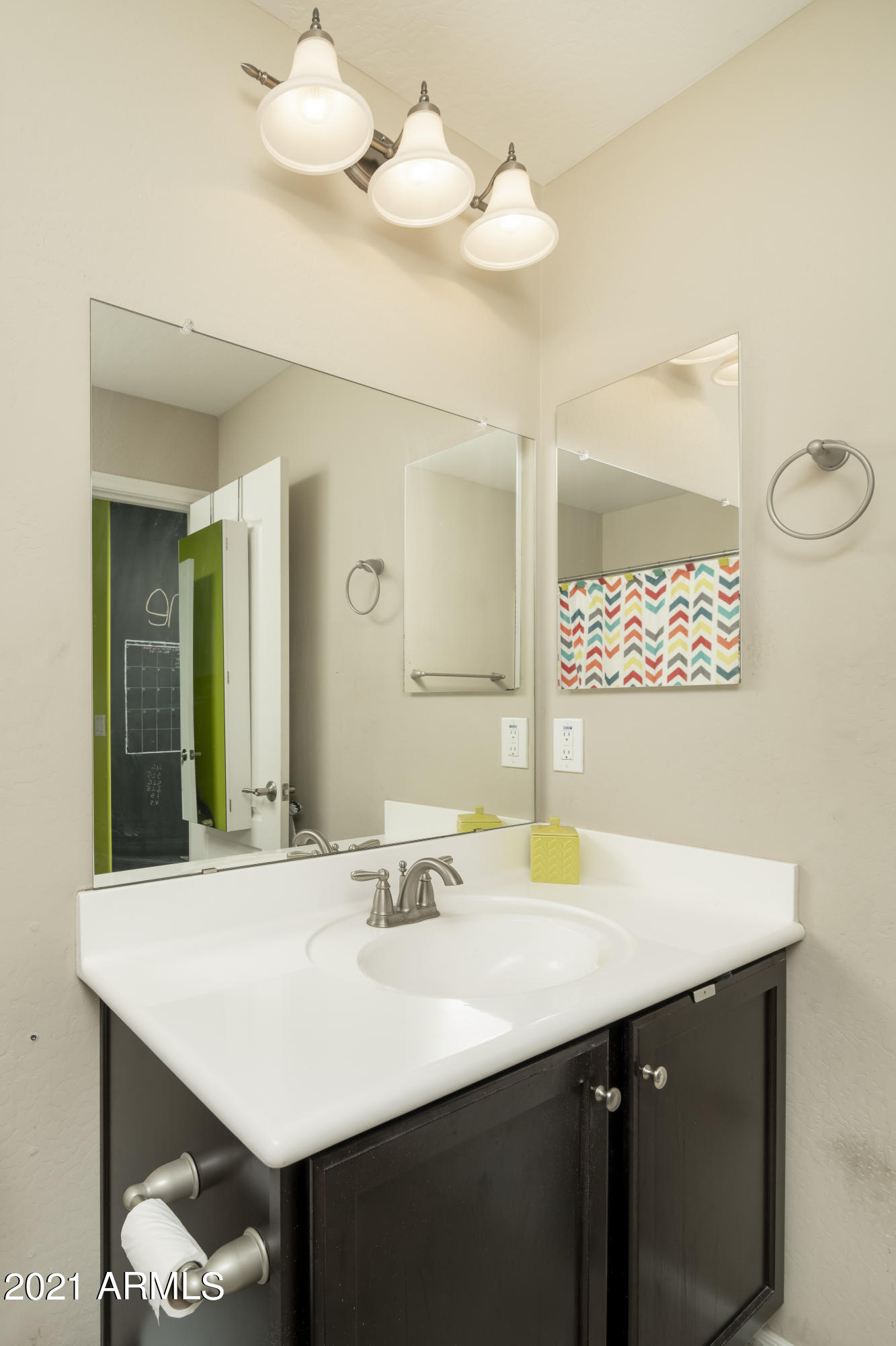 17456 West Bajada Road Surprise, AZ 85387 - Photo 23 of 39 2nd Owner bathroom (Up Stairs)