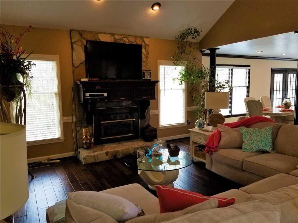 4404 Denver Cove Road Anderson, SC 29625 - Photo 4 of 17