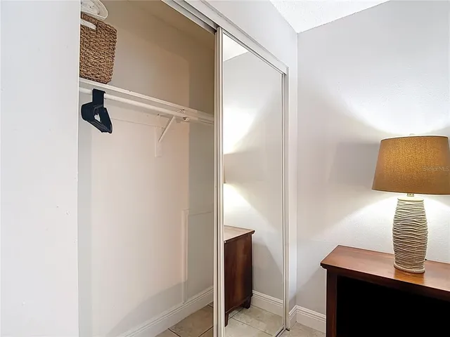 $2,800 | 222 Southeast Jefferson Circle North, St. Petersburg, FL 33703