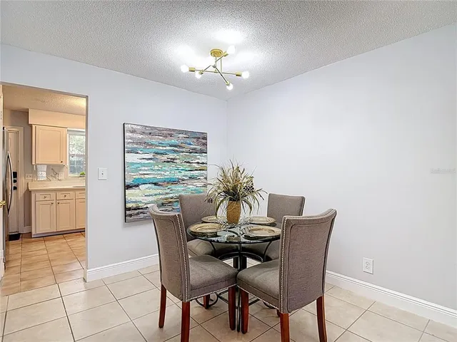 $2,800 | 222 Southeast Jefferson Circle North, St. Petersburg, FL 33703