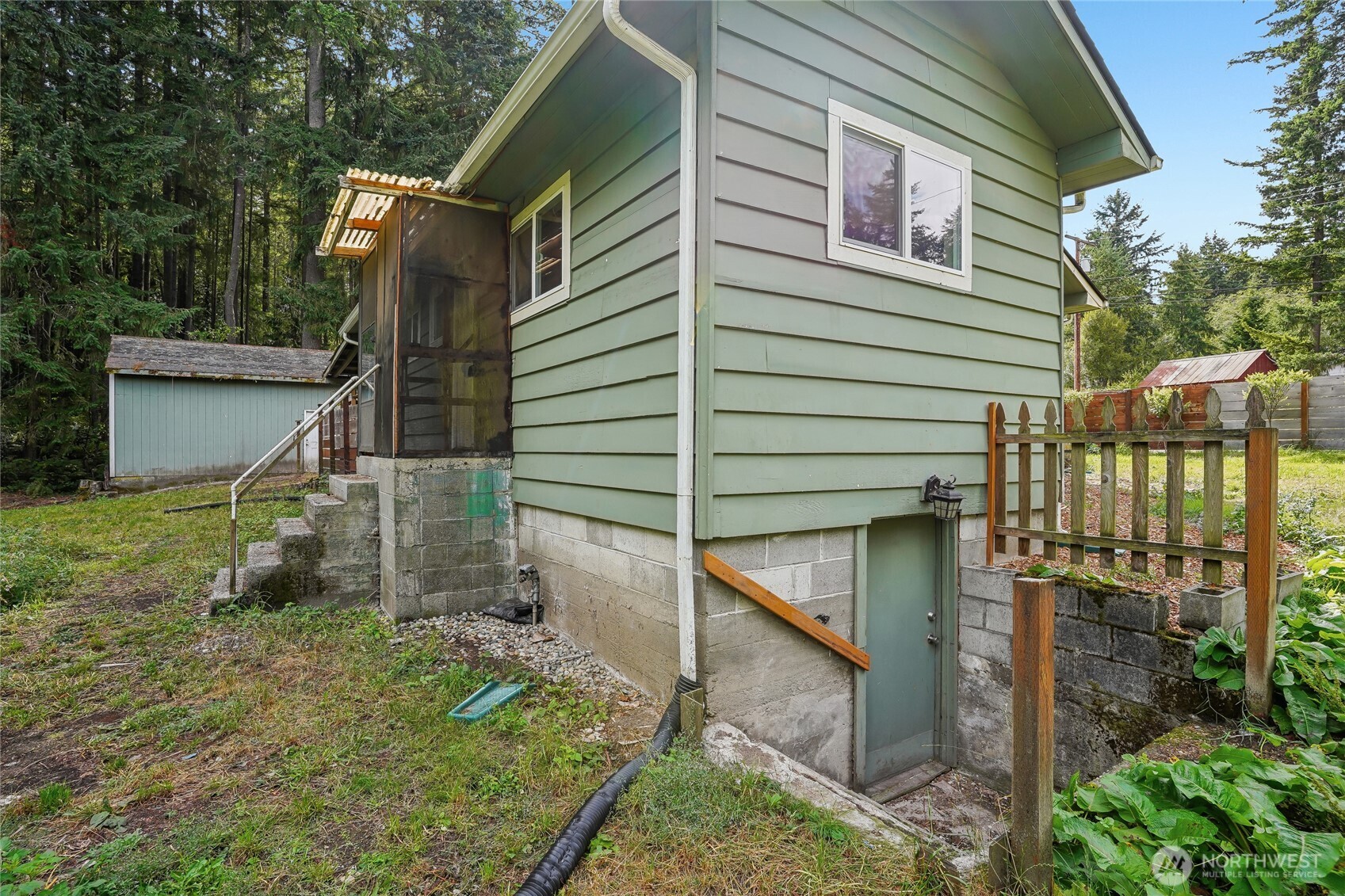 6605 Sidney Road Southwest Port Orchard, WA 98367 - Photo 19 of 29 Gallery Image 19
