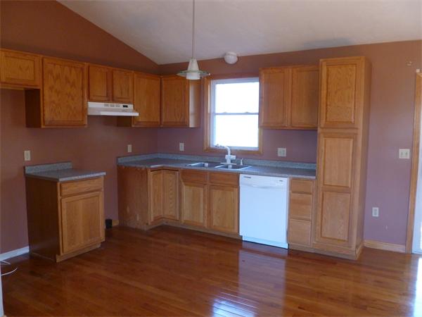396 Bay Fall River Fall River, MA 02724 - Photo 6 of 20 Gallery Image 6