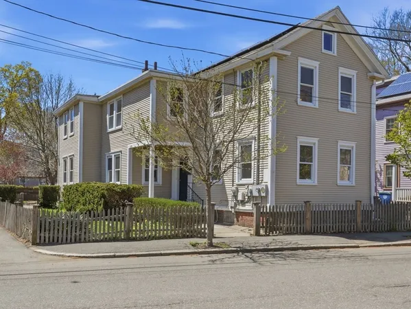 $825,000 | 16 Pleasant Street, Salem, MA 01970