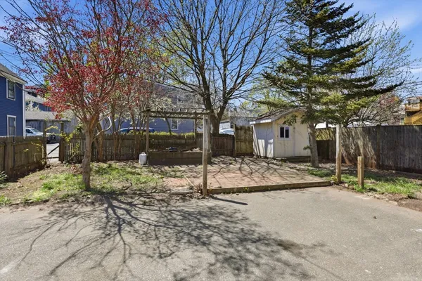 $825,000 | 16 Pleasant Street, Salem, MA 01970