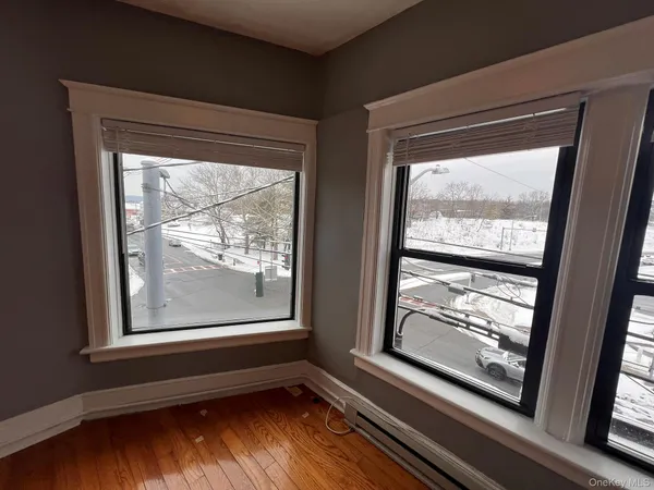$2,195 | 2 Raymond Avenue, Unit 3C, Poughkeepsie, NY 12603