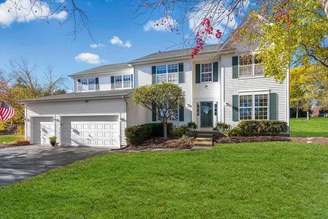 $619,900 | 786 Providence Lane, Crystal Lake, IL 60012