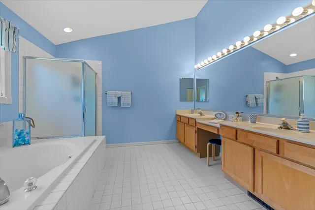 $619,900 | 786 Providence Lane, Crystal Lake, IL 60012