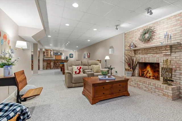 $619,900 | 786 Providence Lane, Crystal Lake, IL 60012