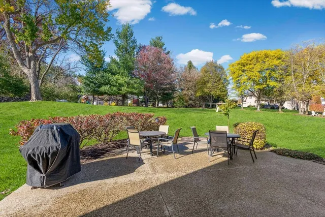 $619,900 | 786 Providence Lane, Crystal Lake, IL 60012