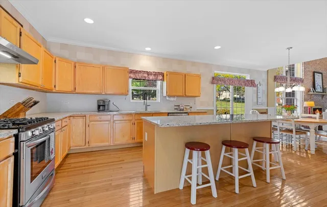 $619,900 | 786 Providence Lane, Crystal Lake, IL 60012