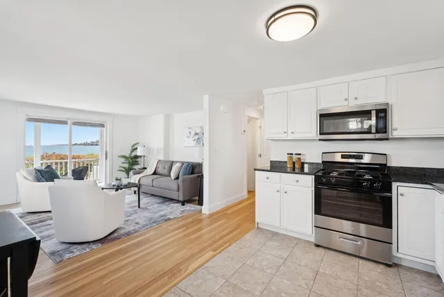 $1,395,000 | 242 Veranda Street, Portland, ME 04103