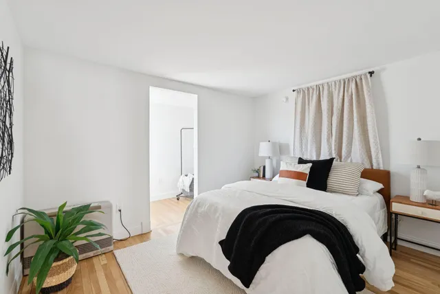 $1,395,000 | 242 Veranda Street, Portland, ME 04103