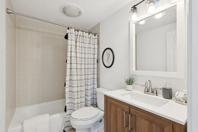 $1,395,000 | 242 Veranda Street, Portland, ME 04103