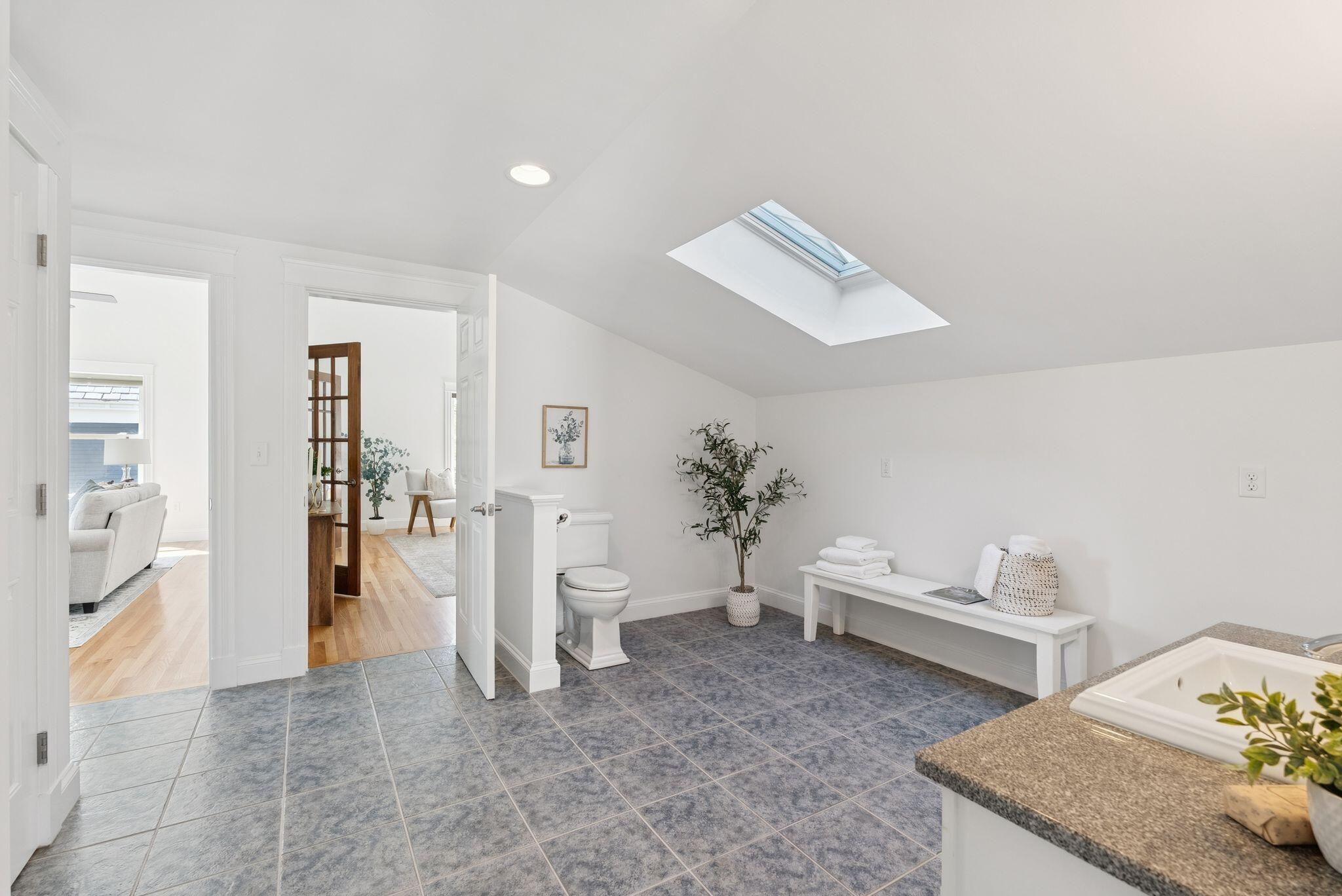 242 Veranda Street Portland, ME 04103 - Photo 52 of 78 242 Veranda Street