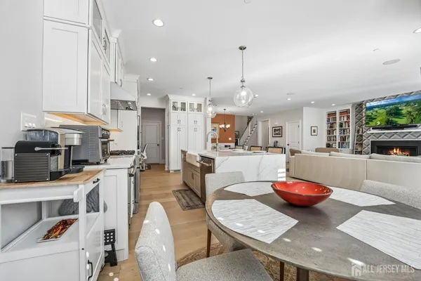 $1,399,000 | 14 Chelsea Road, Warren, NJ 07059