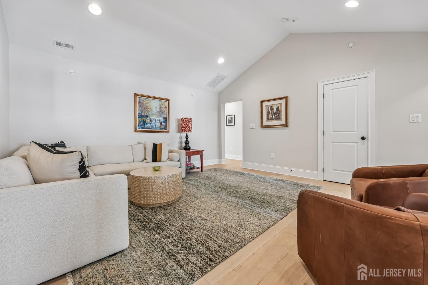 14 Chelsea Road Warren, NJ 07059 - Photo 21 of 45