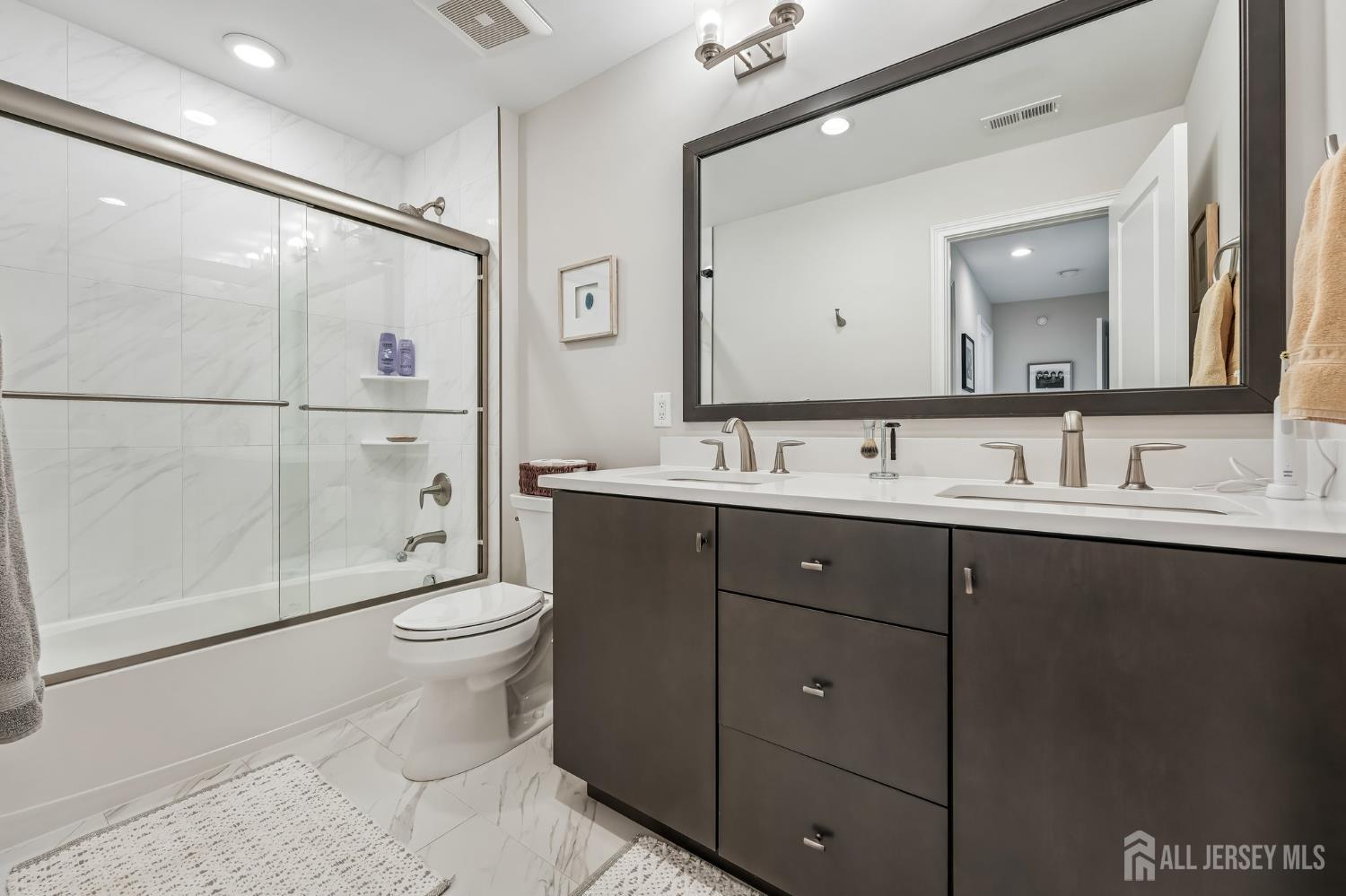 14 Chelsea Road Warren, NJ 07059 - Photo 29 of 45