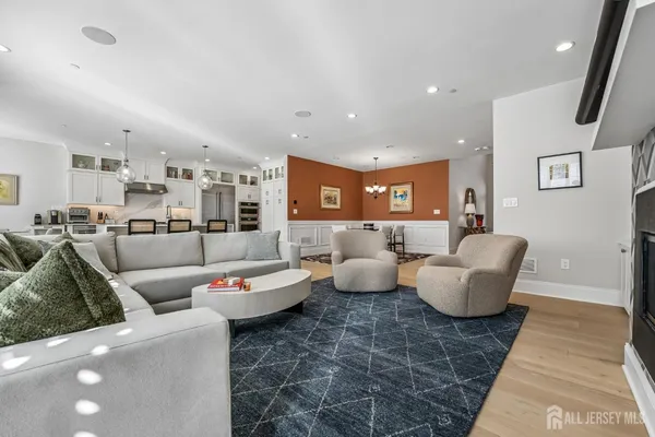 $1,399,000 | 14 Chelsea Road, Warren, NJ 07059