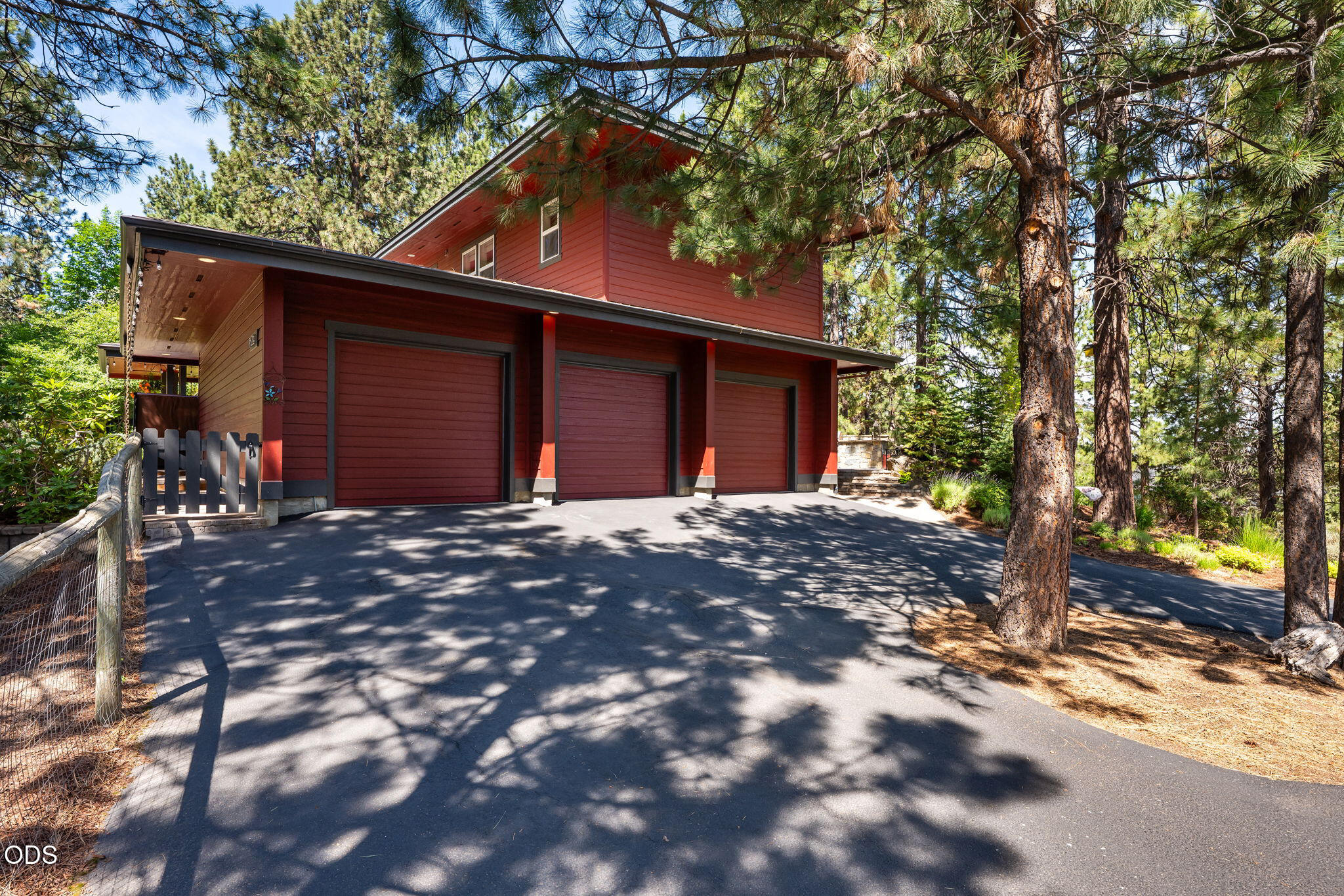 19528 East Campbell Road Bend, OR 97702 - Photo 39 of 46
