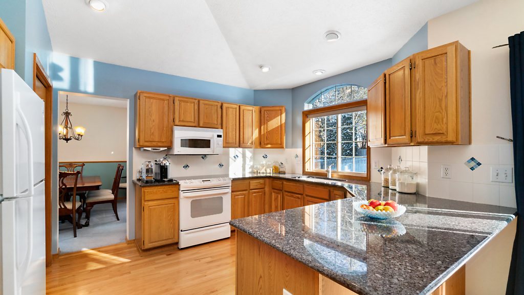 14724 North Lowe Road Mead, WA 99021 - Photo 4 of 20