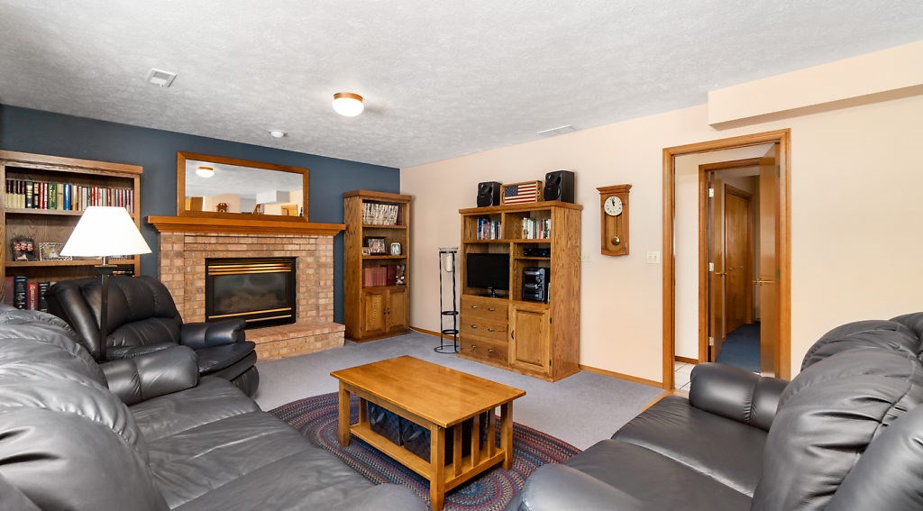 14724 North Lowe Road Mead, WA 99021 - Photo 8 of 20