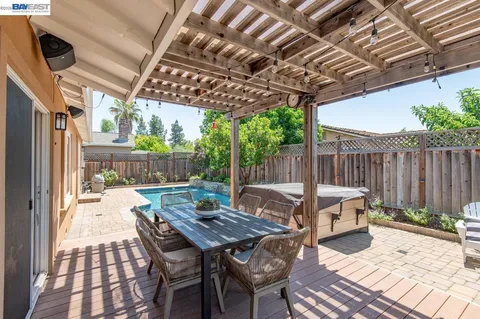 $1,438,000 | 6252 Robin Court, Pleasanton, CA 94588